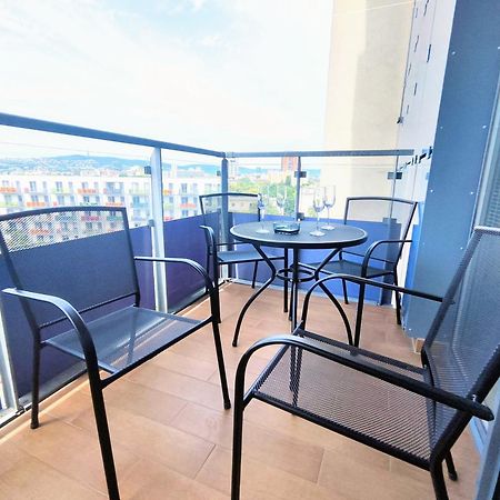 Mills - Free Parking - Balcony With City View - Close To Nivy Mall Bratislava Buitenkant foto