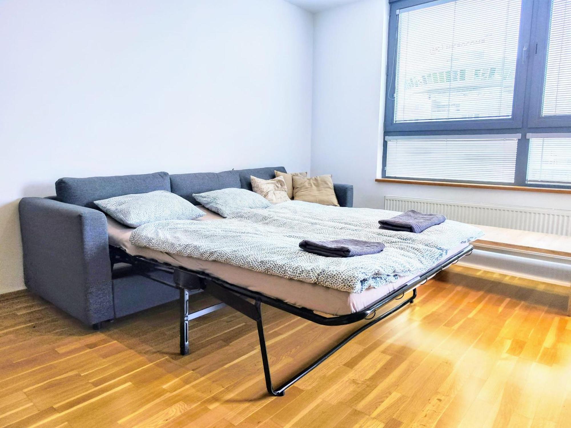 Mills - Free Parking - Balcony With City View - Close To Nivy Mall Bratislava Buitenkant foto